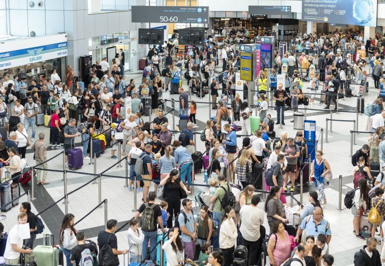 Rekord első fél évet zárt a Budapest Airport